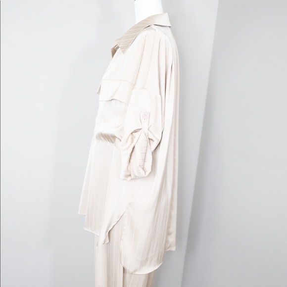 Zara set. Shirt is size US XS, pant is Size US S. Worn only a couple if times. - Picture 6 of 6